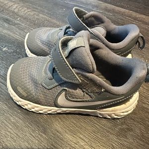 Toddler Nike Tennis Shoes